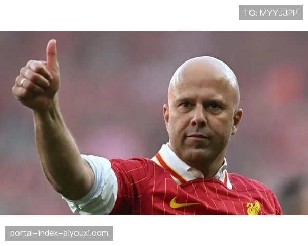 利物浦对阵巴黎前轮换必要 斯洛特面临双线取舍